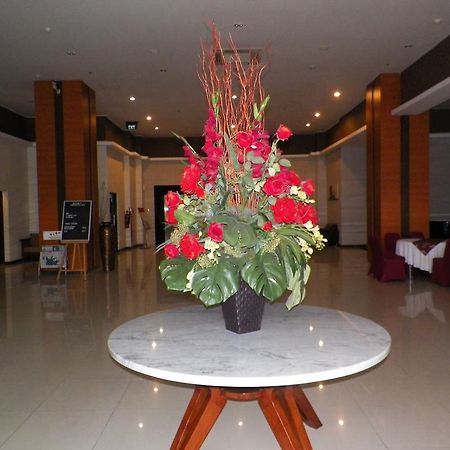 Lampion Hotel Solo ภายนอก รูปภาพ